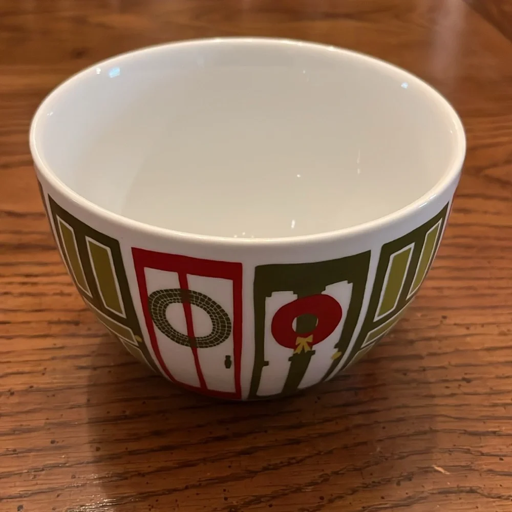 Crate&Barrel‎ holiday nesting bowls